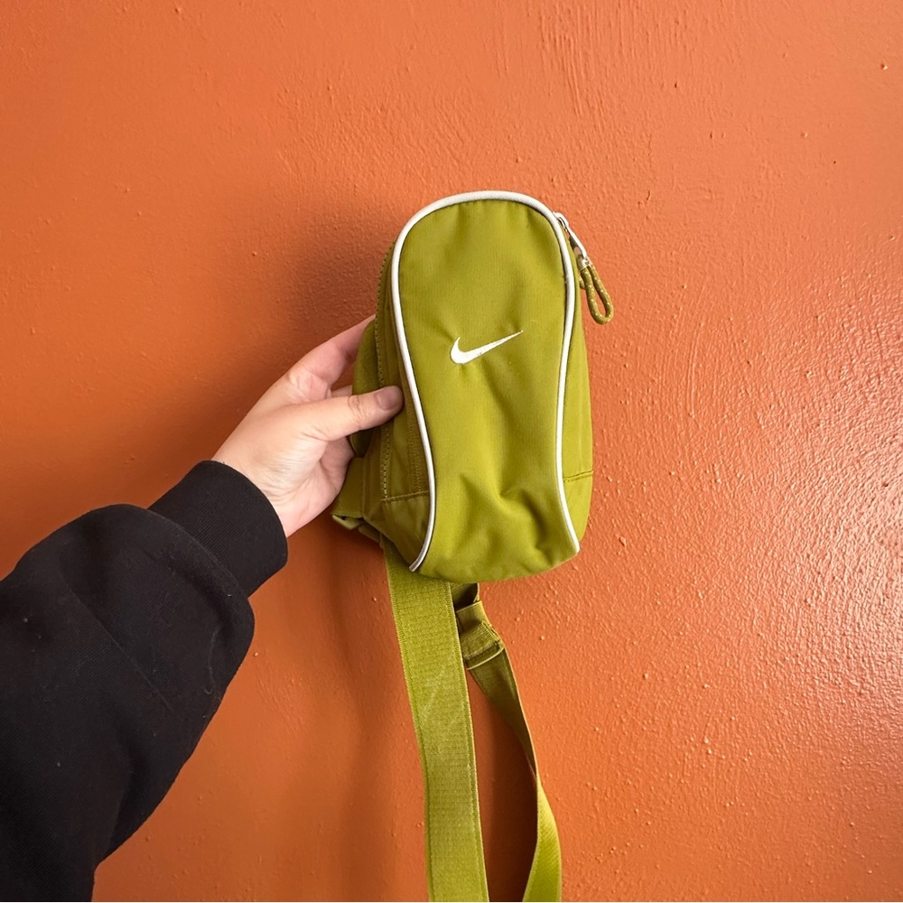 NIKE BELT BAG / FANNY PACK